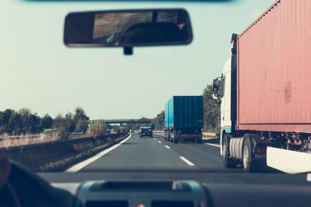 Navigating Customs Regulations for Seamless Imports